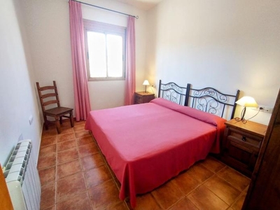 8 apartamentos en Almería