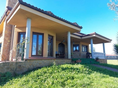 Chalet en Forfontía, Siero