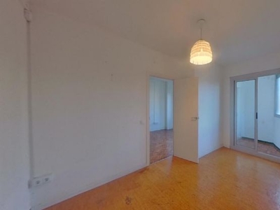 Piso en venta en calle La Joventut, Hospitalet De Llobregat (L), Barcelona