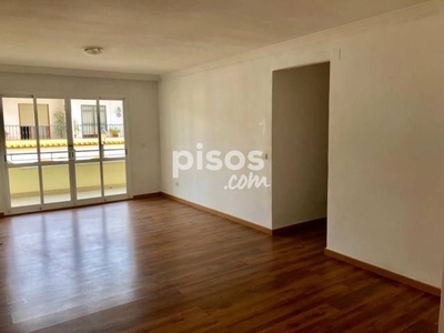 Apartamento en alquiler en Calle de Miguel Bueno, 16 en Boquetillo por 1.200 €/mes