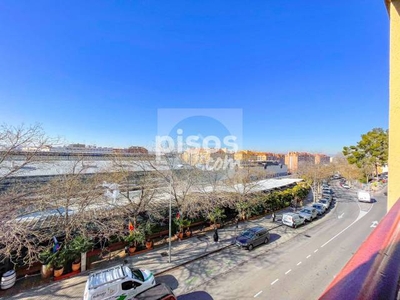 Apartamento en alquiler en Paseo del Rey en Argüelles por 1.300 €/mes