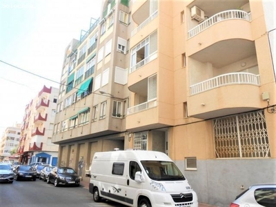 Apartamento en planta baja con patio privado en Playa del Cura