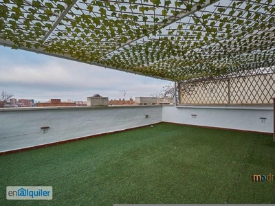 Apartamento todo reformado de 1 habitación y 1 baño en Canillas, con magnífica terraza, sin amueblar, 67 m2, en Canillas