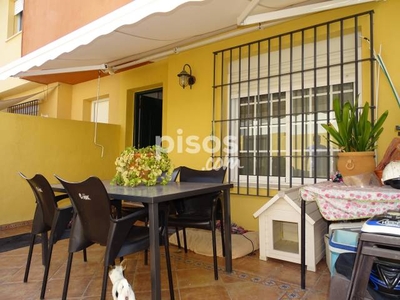 Casa unifamiliar en venta en Avenida de Europa en Pinar Alto-Crevillet-Menesteo por 205.000 €