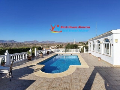 Chalet en venta en Albox, Almería