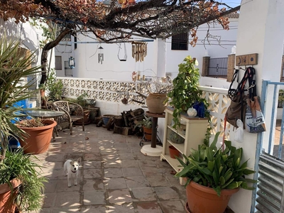 Chalet en venta en Alcaucín, Málaga