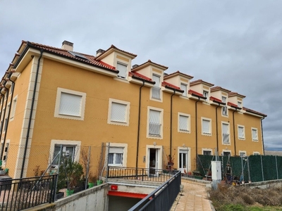 Duplex en venta en Hontanares De Eresma de 75 m²