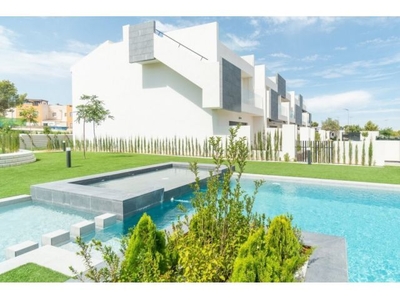 Nuevo conjunto residencial en Los Balcones (Torrevieja)