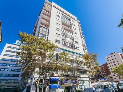 Piso en alquiler en calle Rosario Pino de 1 habitación con terraza y balcón