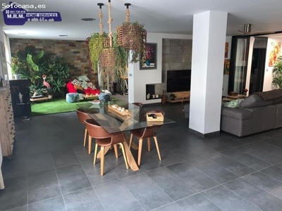 SE VENDE ENCANTADOR LOFT REFORMADO ZONA CRUZ DE HUMILLADERO