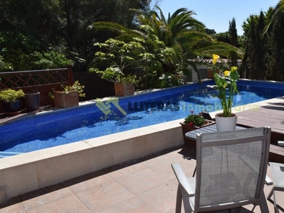 Venta de casa con piscina y terraza en Magaluf (Calvià), Torrenova