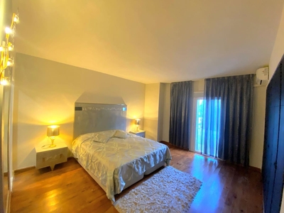 Apartamento en venta en Puerto Banus, Marbella, Málaga