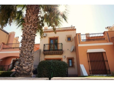 Casa en Venta en Algorfa, Alicante