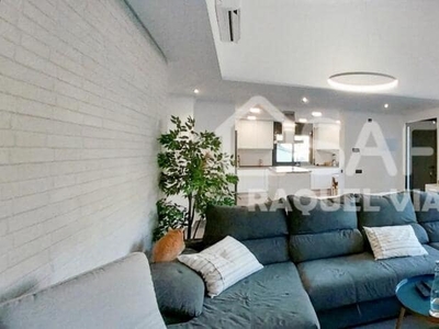 Chalet en venta en Vallirana, Barcelona