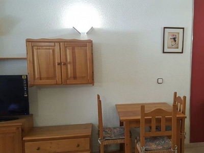 Piso en alquiler en San Bartolomé - Millán de Priego de 1 habitación con muebles y aire acondicionado