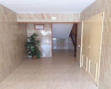 Vivienda Okupada, Vivenda Okupada, Venta Terrassa