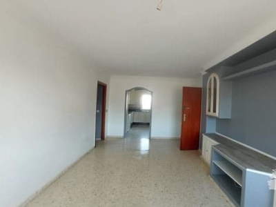 Piso en venta en Calle Vereda De Los Solares, 1º, 41300, San Jose De La Rinconada (Sevilla)