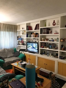 Apartamento en venta. Increíble!! piso de 100m2-3hab-2baños-1salon.comedor-1cocina con terraza y una urb. con unas zonas verdes increibles...ven a verlo