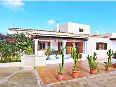 CASA INDEPENDIENTE EN FORMENTERA MUY CERCA DE SAN FRANCESC