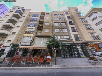 OPORTUNIDA DE INVERSION: Amplio Apartamento de 3 Dormitorios en ZONA CENTRO DE ELCHE Venta Centro