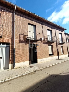 Alquiler de piso en calle Carlos Casado del Alisal de 4 habitaciones con terraza