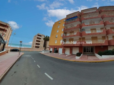 Apartamento ático en venta en Guardamar Playa, Guardamar del Segura