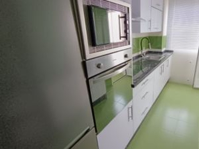 Apartamento en alquiler en Calle Fernando Albarrán Ambel