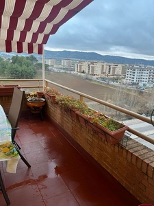 Ático en venta en Reyes Católicos - Paseo San Antonio de 3 habitaciones con terraza y piscina