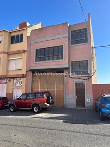 Casa adosada en venta en San Lorenzo, Las Palmas de Gran Canaria