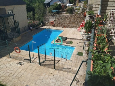 Piso en venta en Abantos - Carmelitas de 3 habitaciones con terraza y piscina