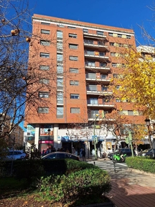 Piso en venta en avenida De España de 3 habitaciones con terraza y garaje