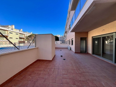 Piso en venta en calle Pedáneo Lucas Noguera de 2 habitaciones con terraza y piscina