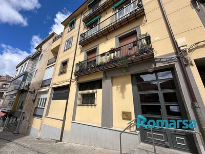 Piso en venta en Centro - Segovia de 2 habitaciones con aire acondicionado y calefacción