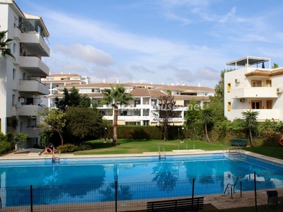 Piso en venta en Sitio de Calahonda, Mijas