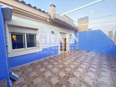 Venta de ático en Carretas - Huerta de Marzo - La Pajarita de 2 habitaciones con terraza y garaje