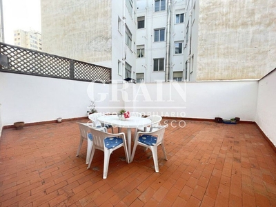 Venta de piso en Carretas - Huerta de Marzo - La Pajarita de 3 habitaciones con garaje y balcón