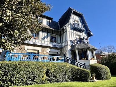 Villa independiente en venta en Ategorrieta-Ulia, Donostia-San Sebastián