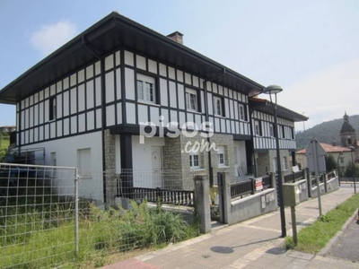 Casa adosada en venta en Arrankudiaga