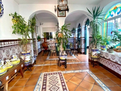 Venta Casa adosada Córdoba. Con terraza 398 m²