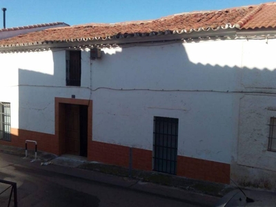 Venta Casa unifamiliar en Calle Cotillo 17 La Zarza (Badajoz). 228 m²