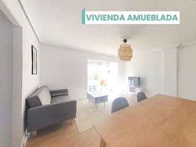 Alquiler de piso en Poligono Norte - Villegas - La Fontanilla de 3 habitaciones con muebles y calefacción