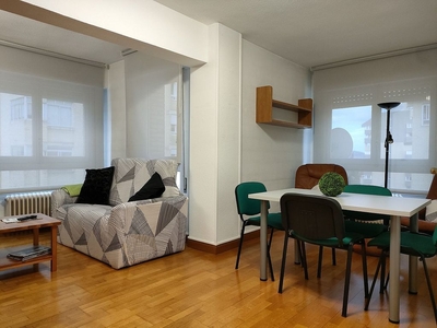 Alquiler de piso en Zizur Mayor/Zizur Nagusia de 3 habitaciones con terraza y garaje