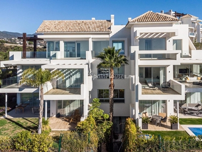 Apartamento en venta en Montemayor-Marbella Club, Benahavís