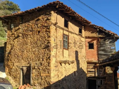 Casa en venta en Barrio de Toranzo, 1 en Tollo por 18,000 €