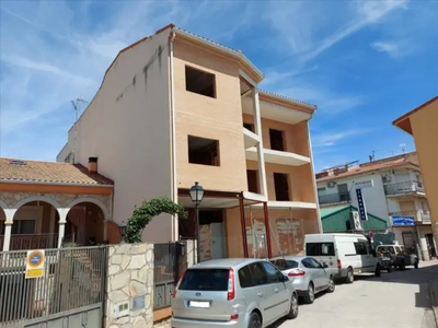 Casa en venta en Calle de la Peralera en El Tiemblo por 260,000 €