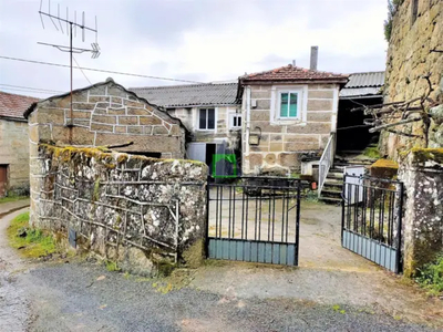 Casa en venta en Calvos de Randín en Feas (Calvos de Randín) por 40,000 €
