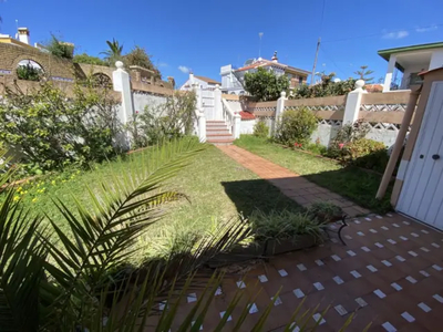 Casa pareada en venta en Av. los Conquistadores en Mazagón por 325,000 €