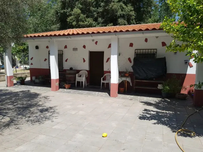 Casa unifamiliar en venta en Plasencia - Ctra. del Valle - Regino en Plasencia por 82,000 €