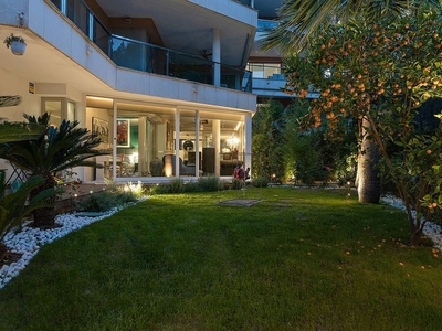 Piso en venta en Sol de Mallorca de 3 habitaciones con terraza y piscina