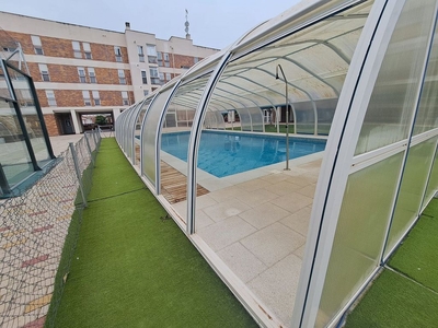 Piso en venta en Sonsoles de 2 habitaciones con terraza y piscina
